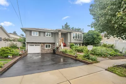 2440 Wallen Lane, Bellmore, NY 11710 - Photo 4
