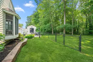 36 Richmond St, Islip, NY 11751 - Photo 32