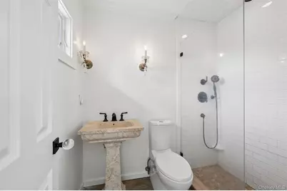 84 Evergreen Avenue, East Moriches, NY 11940 - Photo 12