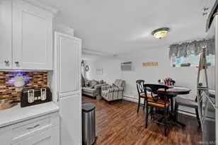 1006 Parr Meadow Dr, Newburgh, NY 12550 - Photo 8