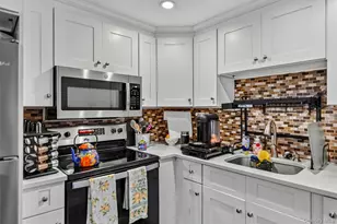 1006 Parr Meadow Dr, Newburgh, NY 12550 - Photo 10