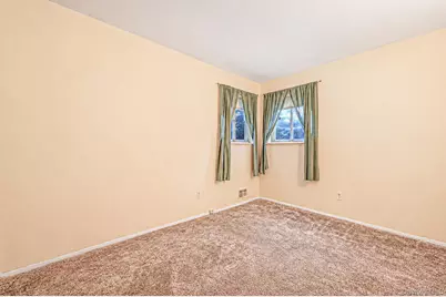 2715 Falcon Avenue, Medford, NY 11763 - Photo 12