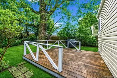 2715 Falcon Avenue, Medford, NY 11763 - Photo 14