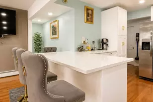 2 Lee Ct, Merrick, NY 11566 - Photo 6