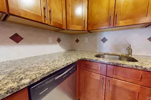 135-23 82nd Ave, Briarwood, NY 11432 - Photo 6