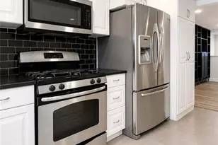 21-31 25th Rd, Astoria, NY 11102 - Photo 4