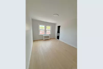 4709 188th Street, Flushing, NY 11358 - Photo 10