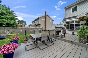 20 Cornwall Ln, Hicksville, NY 11801 - Photo 24