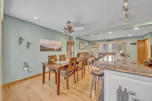 20 Cornwall Ln, Hicksville, NY 11801 - Photo 10