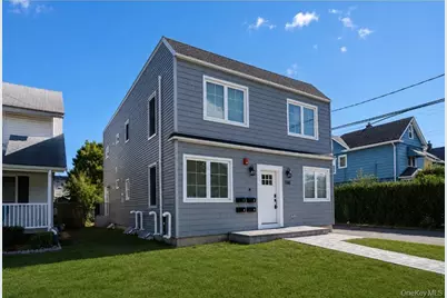 156 Jefferson Avenue #1, Roslyn Heights, NY 11577 - Photo 12