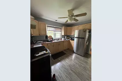 80 E Lakewood Street, Patchogue, NY 11772 - Photo 2