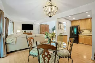 279 Treetop Cir, Nanuet, NY 10954 - Photo 12
