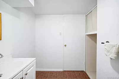 2275 Hynes Place, Bellmore, NY 11710 - Photo 26