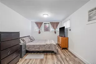 2275 Hynes Pl, Bellmore, NY 11710 - Photo 16