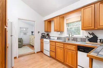 141 W Neck Road, Southampton, NY 11968 - Photo 12