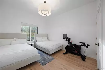 16 S De Baun Avenue, Airmont, NY 10901 - Photo 28