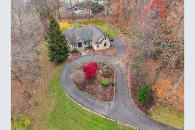 16 S De Baun Avenue, Airmont, NY 10901 - Photo 1