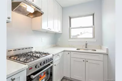 15 Quinby Avenue #1E, White Plains, NY 10606 - Photo 8