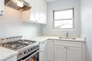 15 Quinby Ave, White Plains, NY 10606 - Photo 8