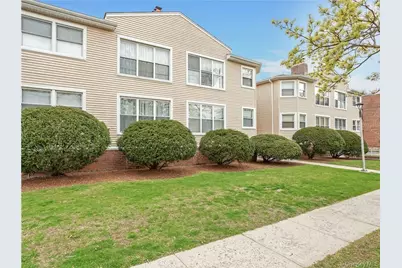 15 Quinby Avenue #1E, White Plains, NY 10606 - Photo 2