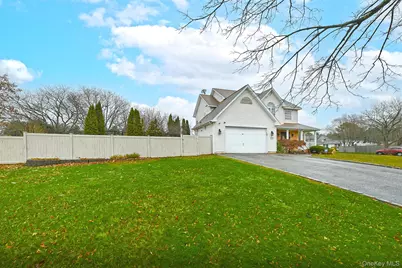 63 Corbin Avenue, Patchogue, NY 11772 - Photo 24