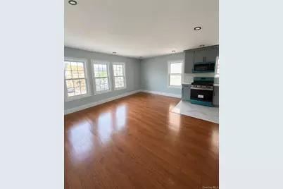10910 210th Street, Queens Village, NY 11429 - Photo 2