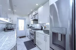 150-55 77th Ave, Kew Gardens, NY 11367 - Photo 4
