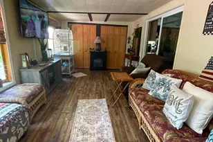 1661 Old Country Rd, Riverhead, NY 11901 - Photo 18