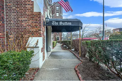 109-14 Ascan Avenue #4B, Forest Hills, NY 11375 - Photo 2