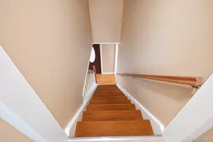1061 Midland St, Uniondale, NY 11553 - Photo 10