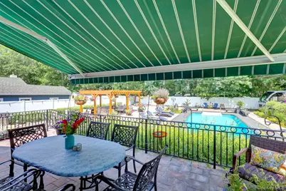 21 Morris Avenue, Patchogue, NY 11772 - Photo 38