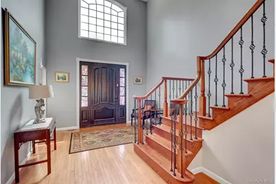 21 Morris Avenue, Patchogue, NY 11772 - Photo 4