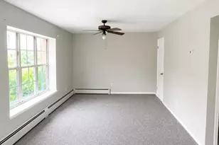 18 Black Stallion Ct, Middletown, NY 10940 - Photo 2