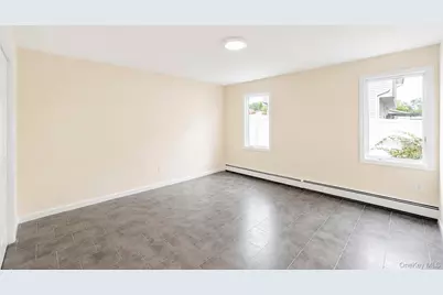 41 Madison Avenue, Amityville, NY 11701 - Photo 30