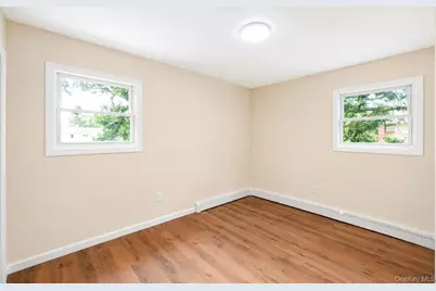 41 Madison Avenue, Amityville, NY 11701 - Photo 20