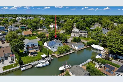 8 Stuart Avenue, Amityville, NY 11701 - Photo 28