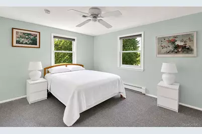 8 Stuart Avenue, Amityville, NY 11701 - Photo 16