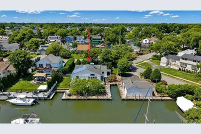 8 Stuart Avenue, Amityville, NY 11701 - Photo 26
