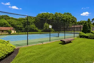 8 Sycamore Ct, Selden, NY 11784 - Photo 30