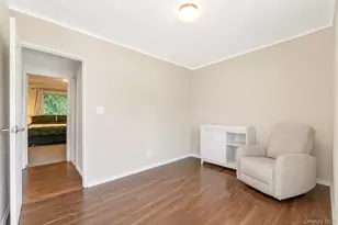 8 Sycamore Ct, Selden, NY 11784 - Photo 20