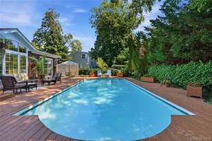 130 Fairview Rd, Massapequa, NY 11758 - Photo 34