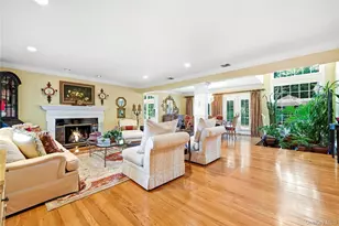 130 Fairview Rd, Massapequa, NY 11758 - Photo 4