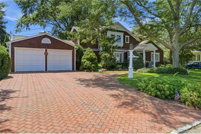 130 Fairview Road, Massapequa, NY 11758 - Photo 2