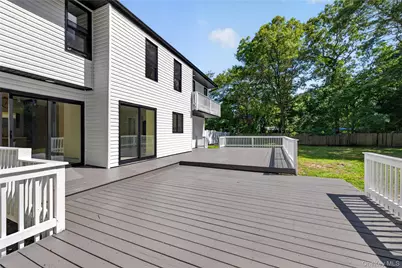 96 Chestnut Street, Mount Sinai, NY 11766 - Photo 36