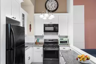 25 Village Ml, Haverstraw, NY 10927 - Photo 10