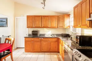 2 Pinetop Dr, Shirley, NY 11967 - Photo 6