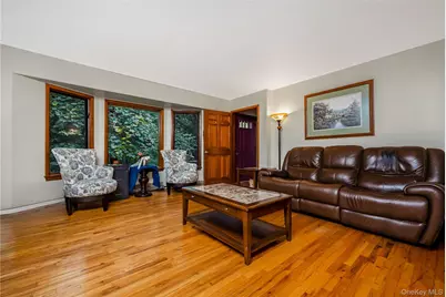 21 Sams Path, Rocky Point, NY 11778 - Photo 6
