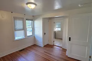 65 S Clinton St, Poughkeepsie, NY 12601 - Photo 4