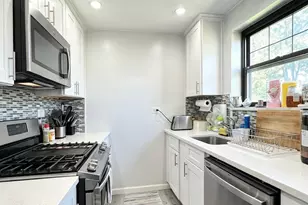 67-67 136th St, Flushing, NY 11367 - Photo 2
