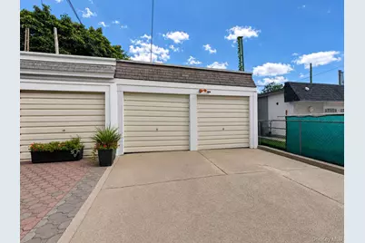 5942 58th Road, Maspeth, NY 11378 - Photo 2